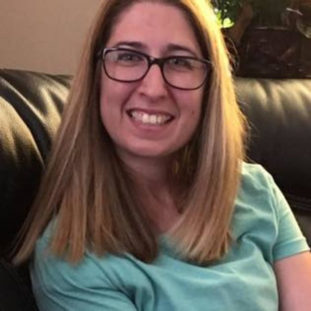 Meet your Posher, Danielle